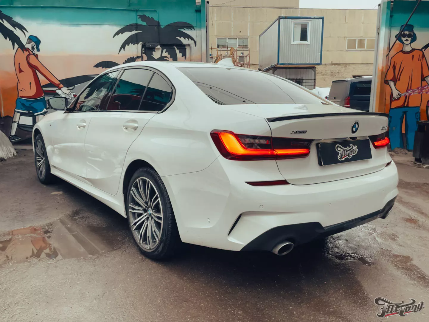 Ремонт и окрас заднего бампера и диффузора BMW 3